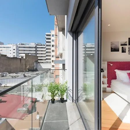 Lovelystay - Heart Of D. Pedro Iv Apartman *